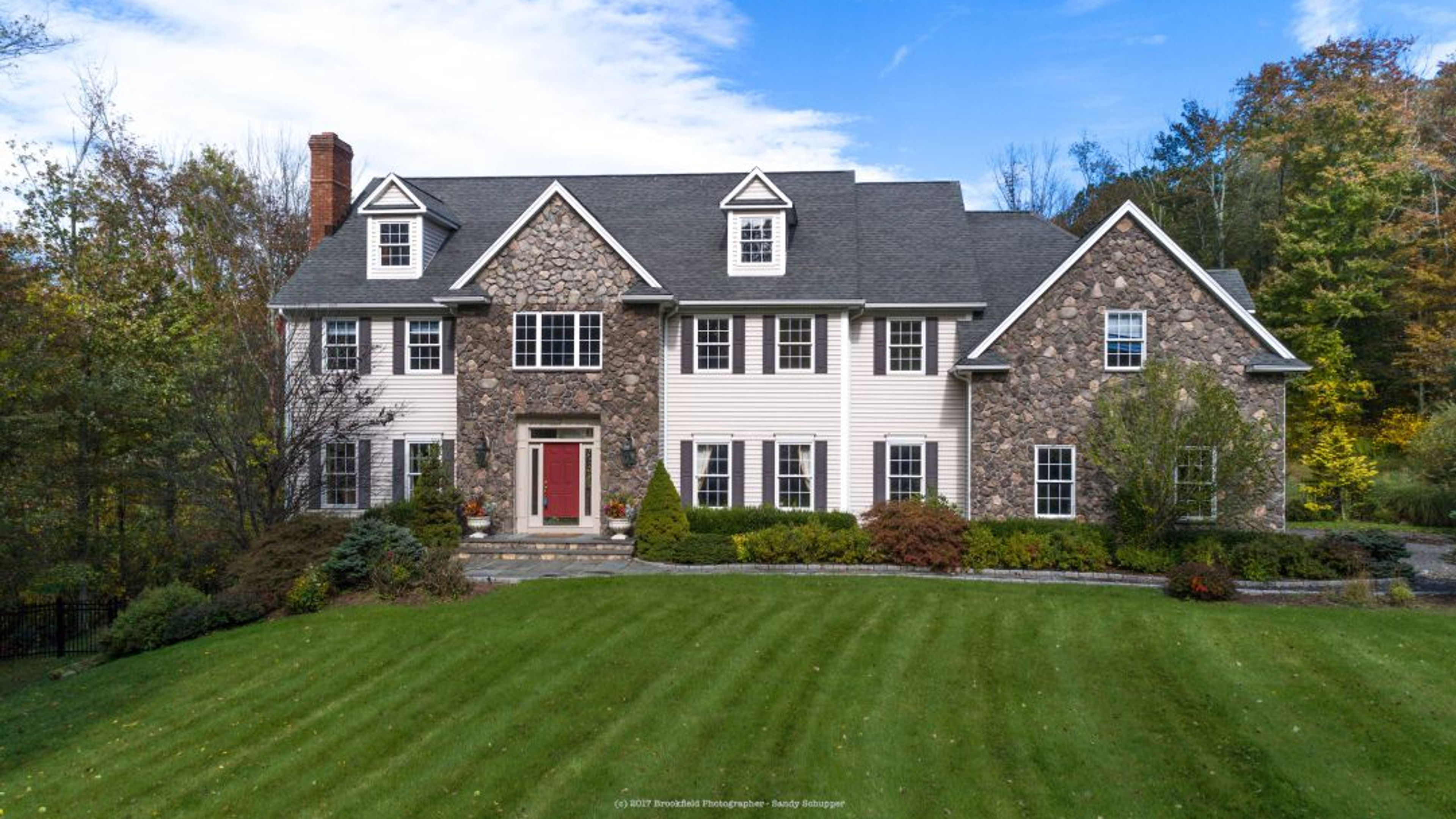 7 Madeline Drive, New Fairfield CT
